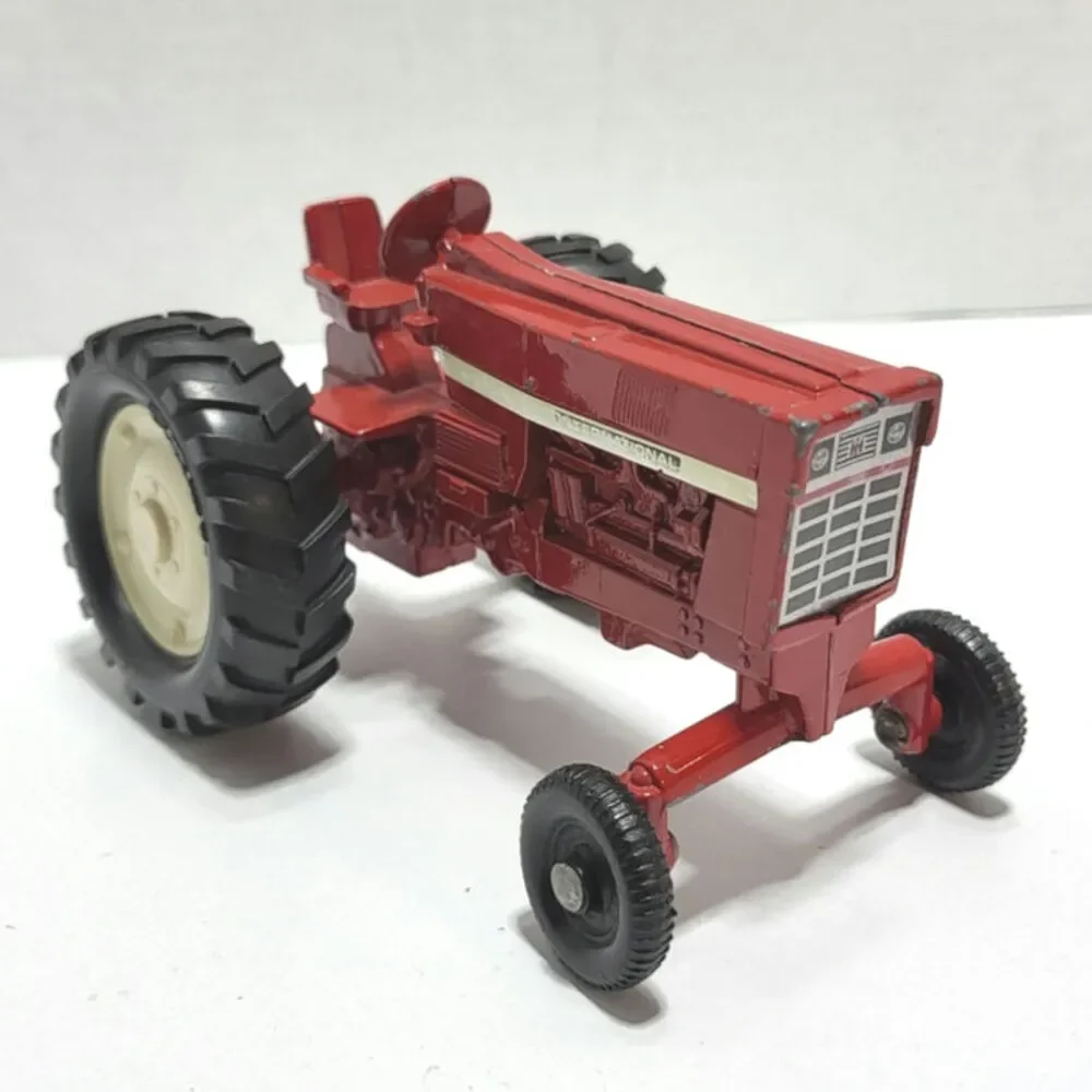ERTL International Harvester Red Die‎ Cast Farm Tractor 1970s Vintage